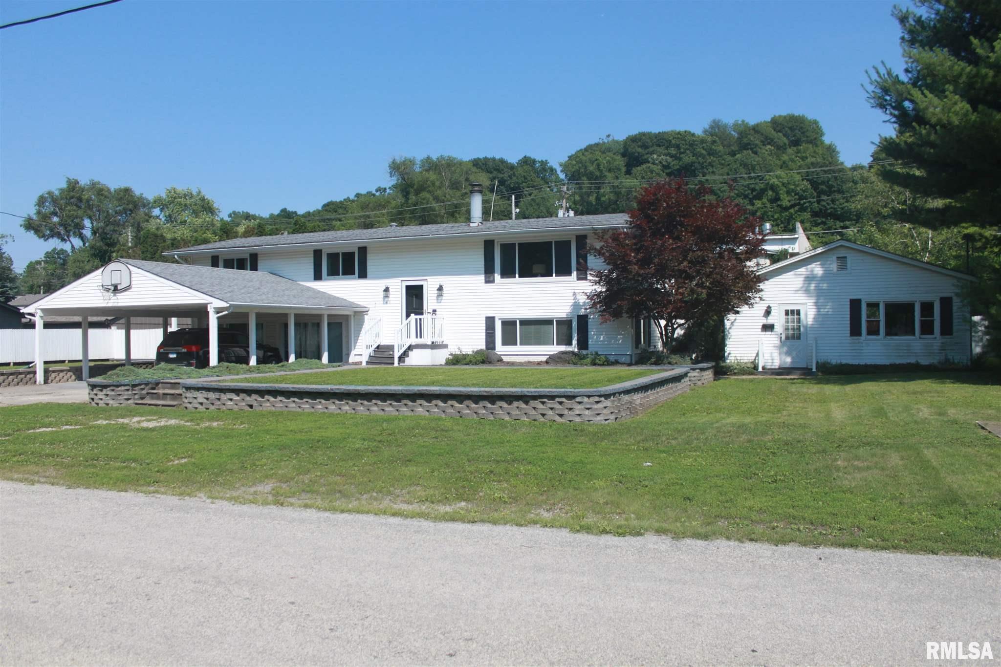 413 3rd Avenue Hampton, IL 61256 - Photo 2 of 27 Gallery Image 2