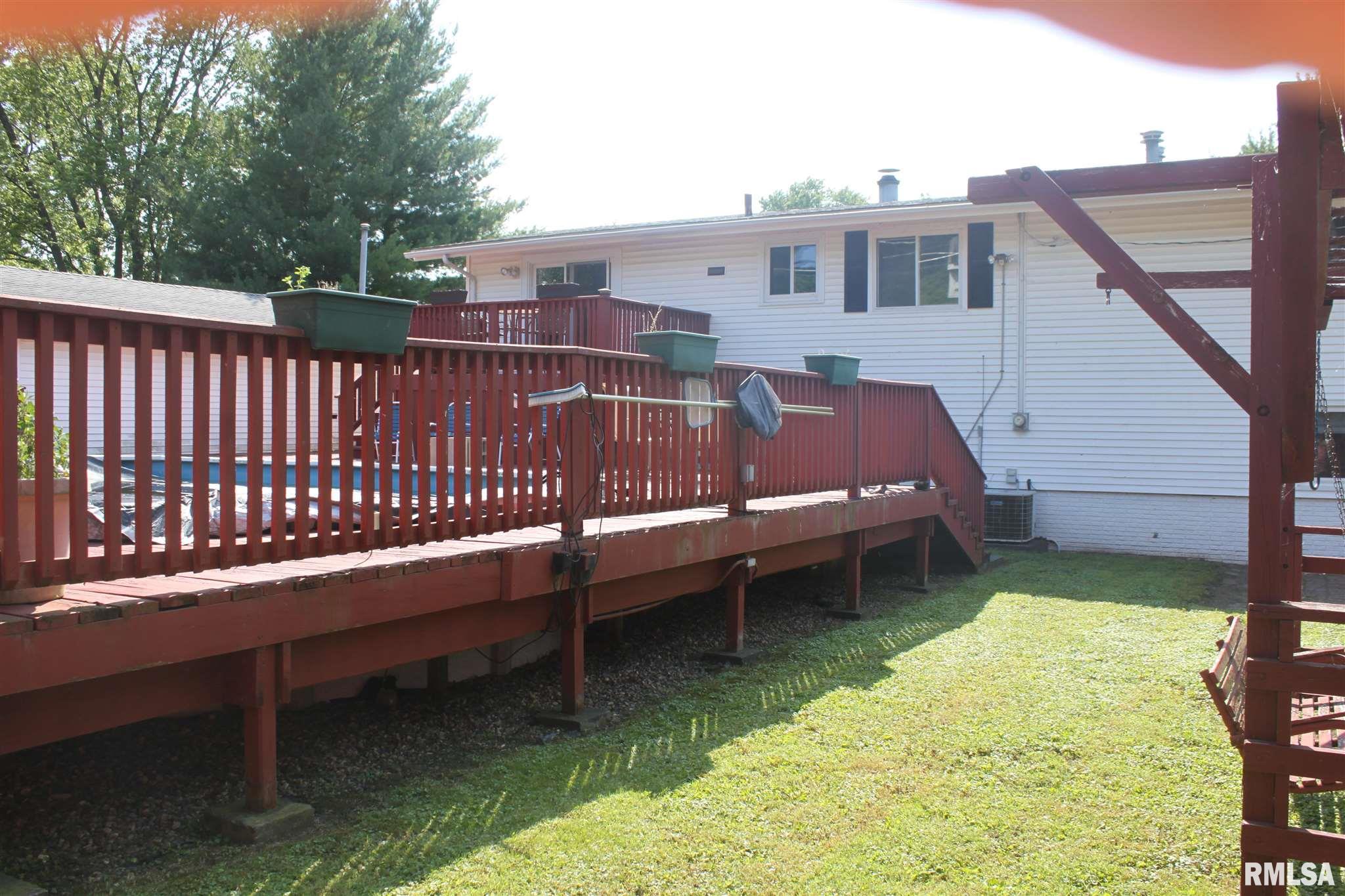 413 3rd Avenue Hampton, IL 61256 - Photo 17 of 27 Gallery Image 17