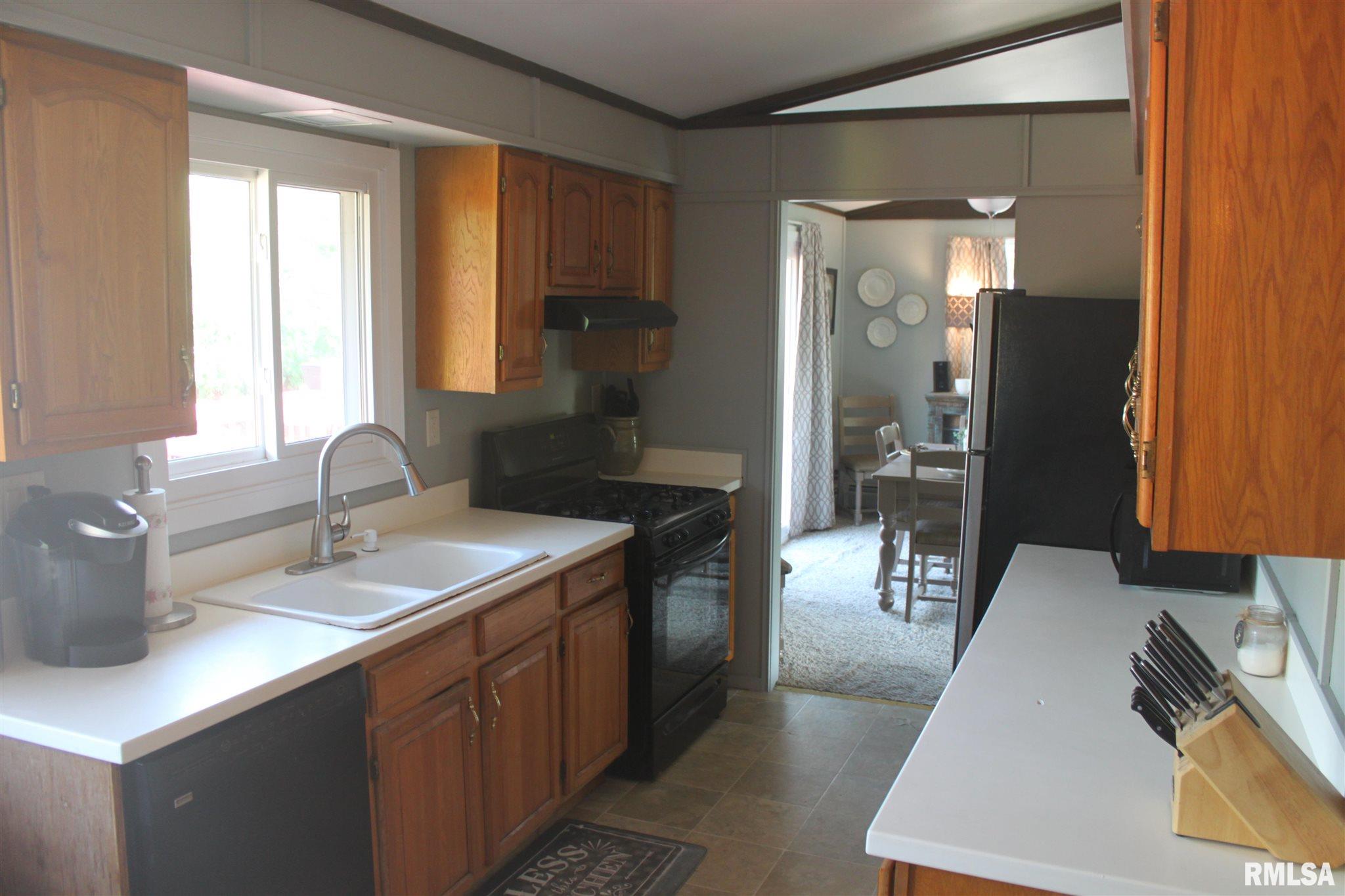413 3rd Avenue Hampton, IL 61256 - Photo 6 of 27 Gallery Image 6