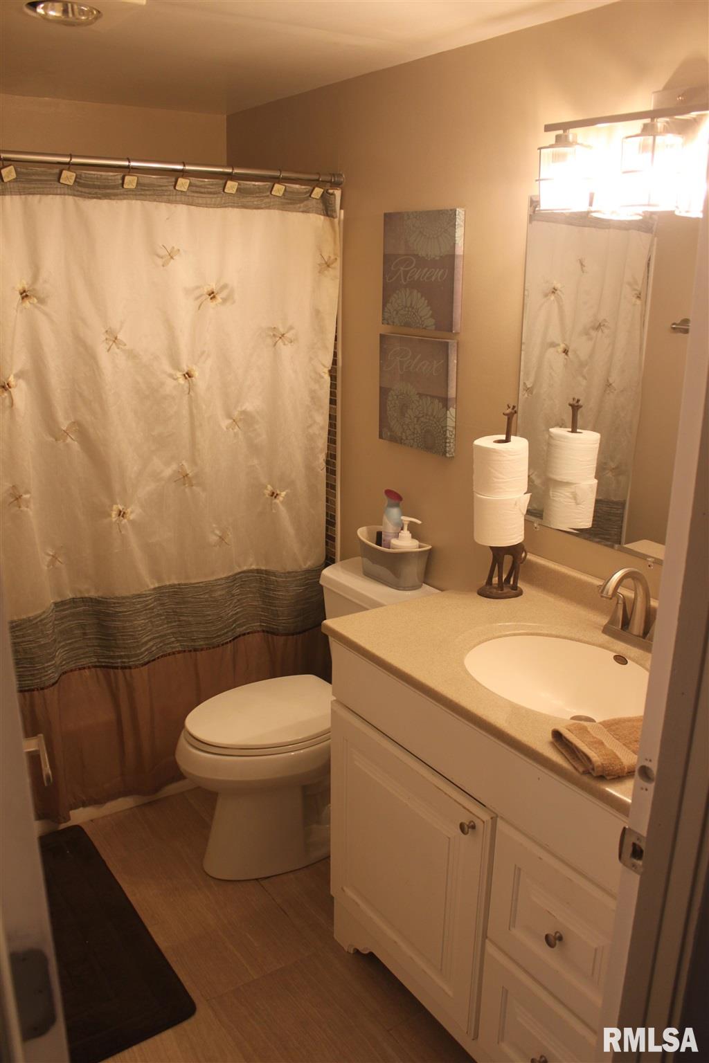 413 3rd Avenue Hampton, IL 61256 - Photo 8 of 27 Gallery Image 8