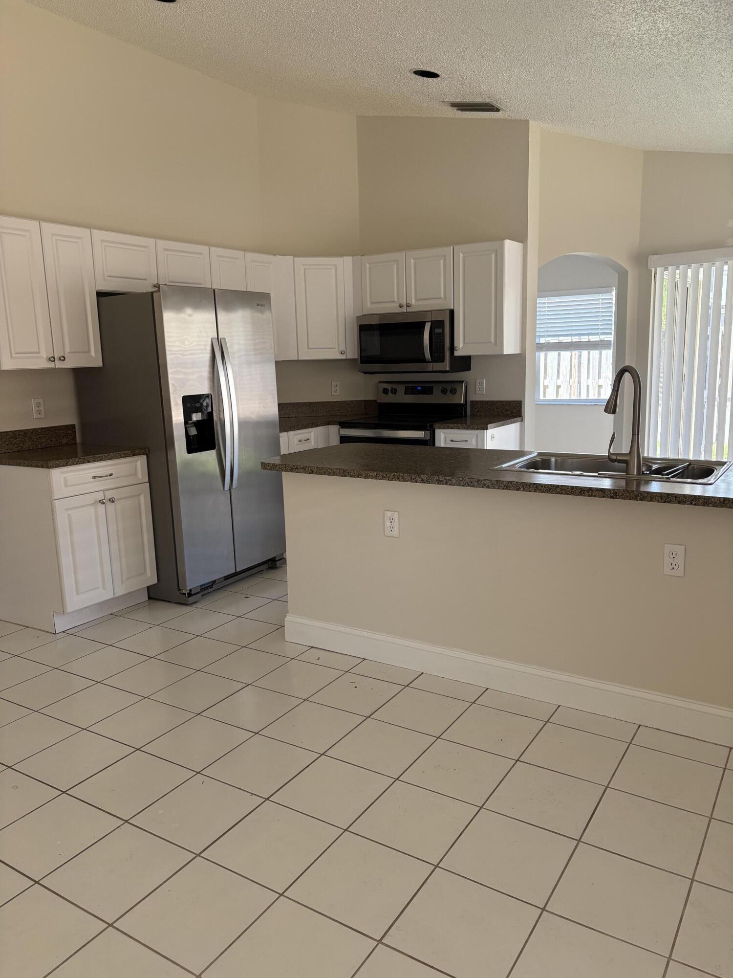 10749 Cypress Lake Terrace Boca Raton, FL 33498 - Photo 4 of 14 10749 CLT7