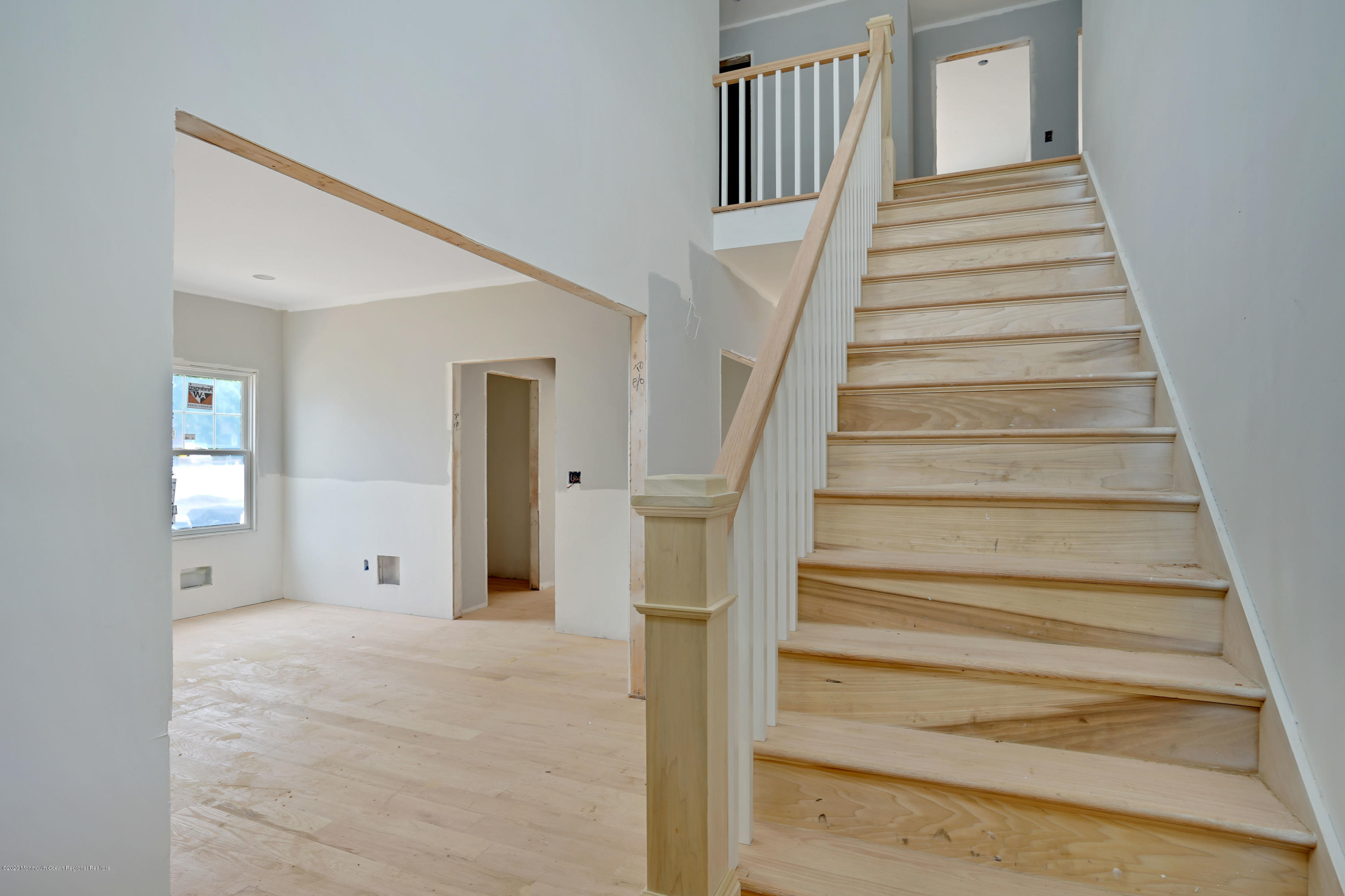 20 Harmony Avenue Middletown, NJ 07748 - Photo 5 of 34 008_dsc06949