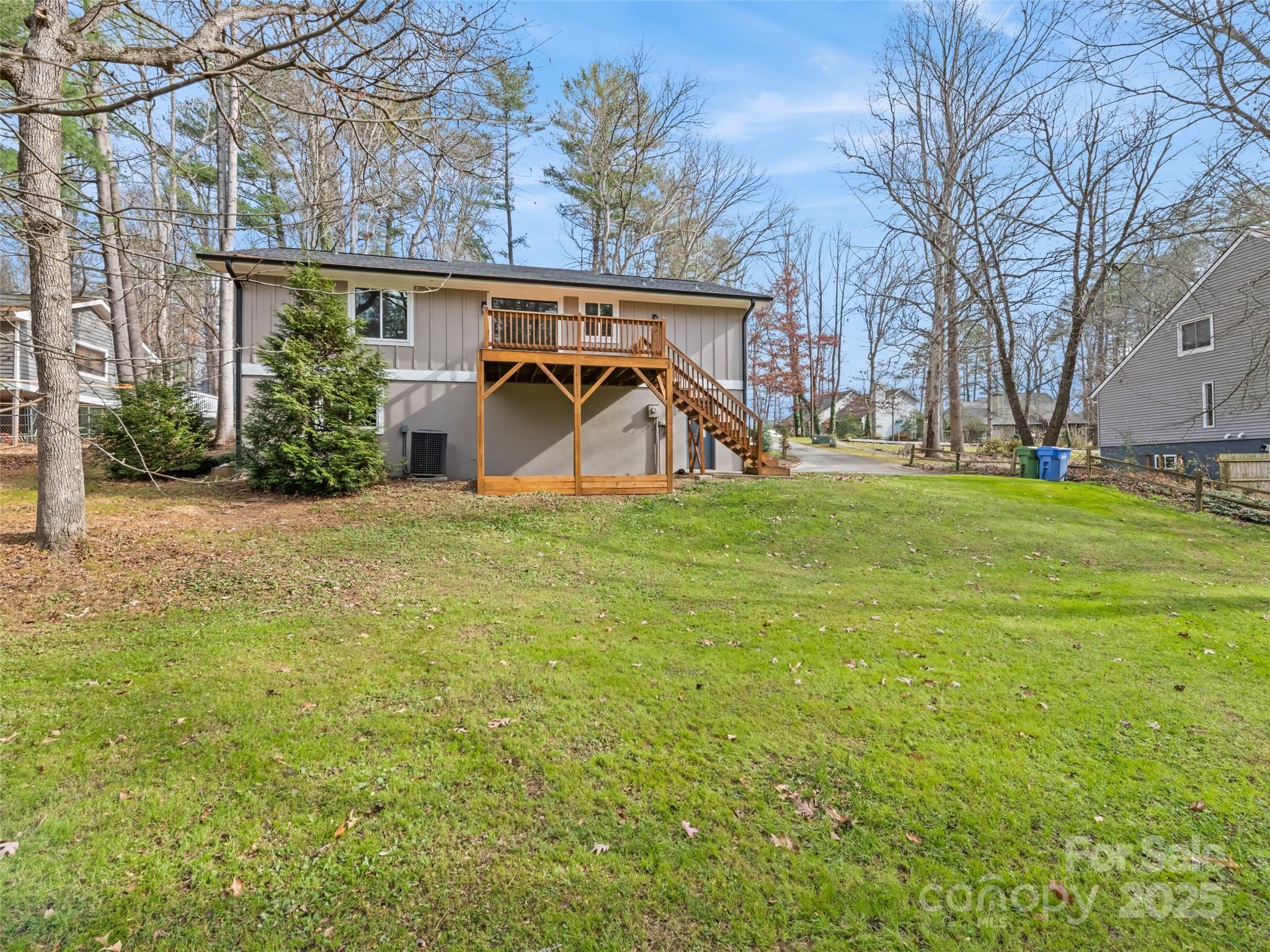 10 New Bern Drive Fletcher, NC 28732 - Photo 27 of 30 a view of a house with yard and garage