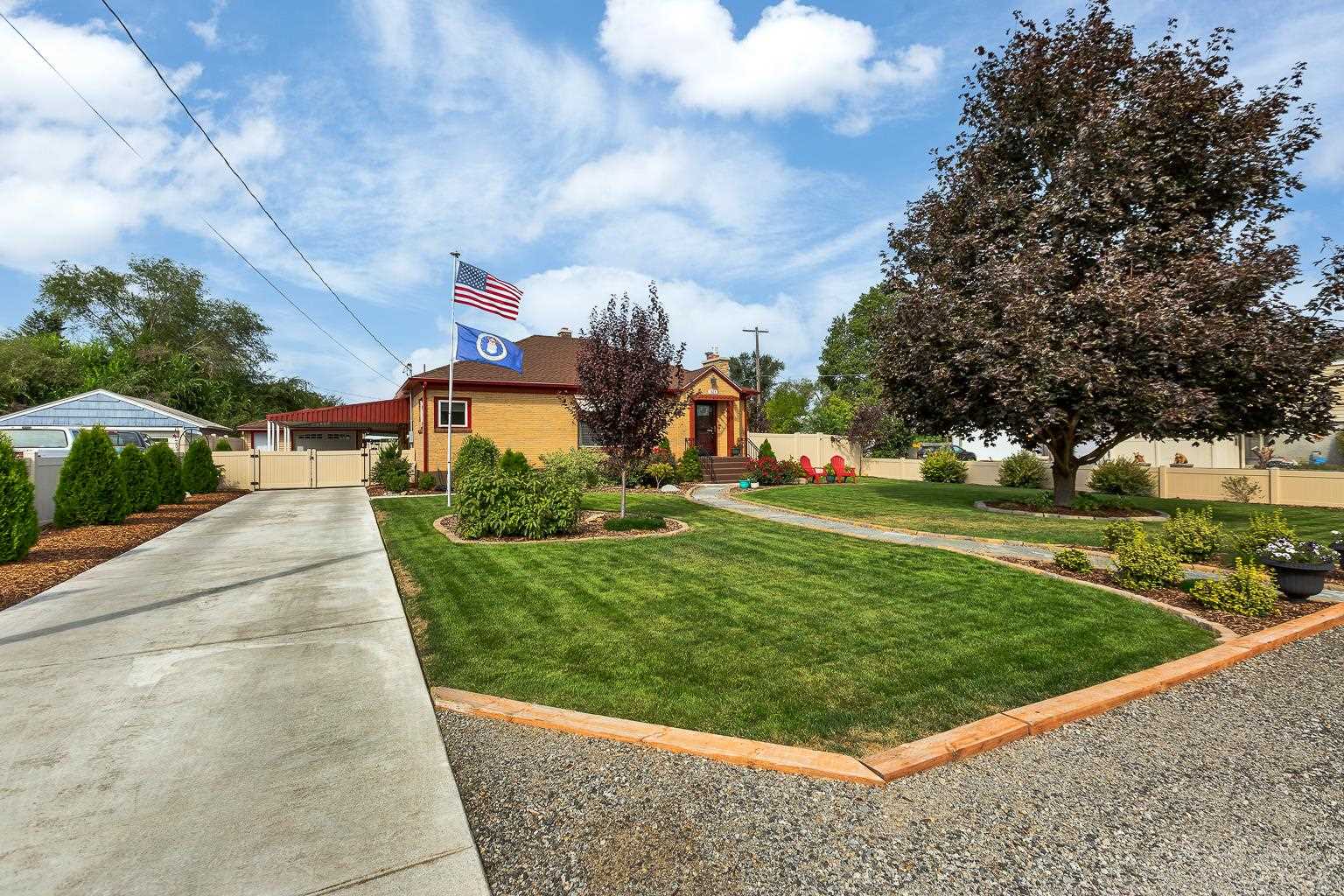 521 North Locust Road Spokane Valley, WA 99206 - Photo 1 of 36