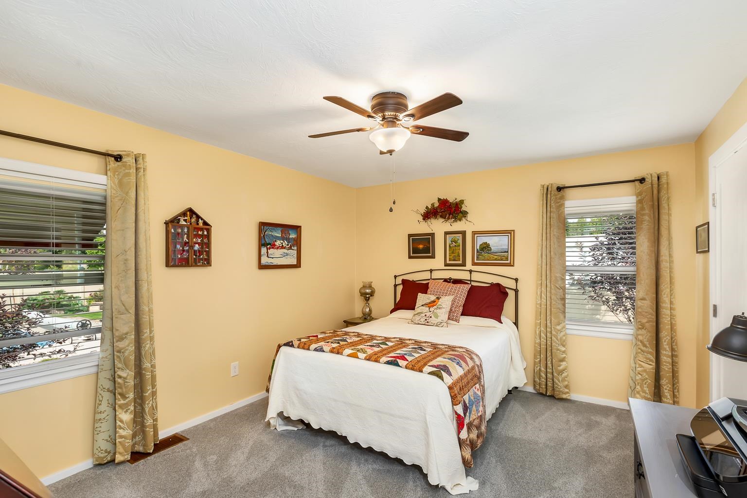 521 North Locust Road Spokane Valley, WA 99206 - Photo 17 of 36