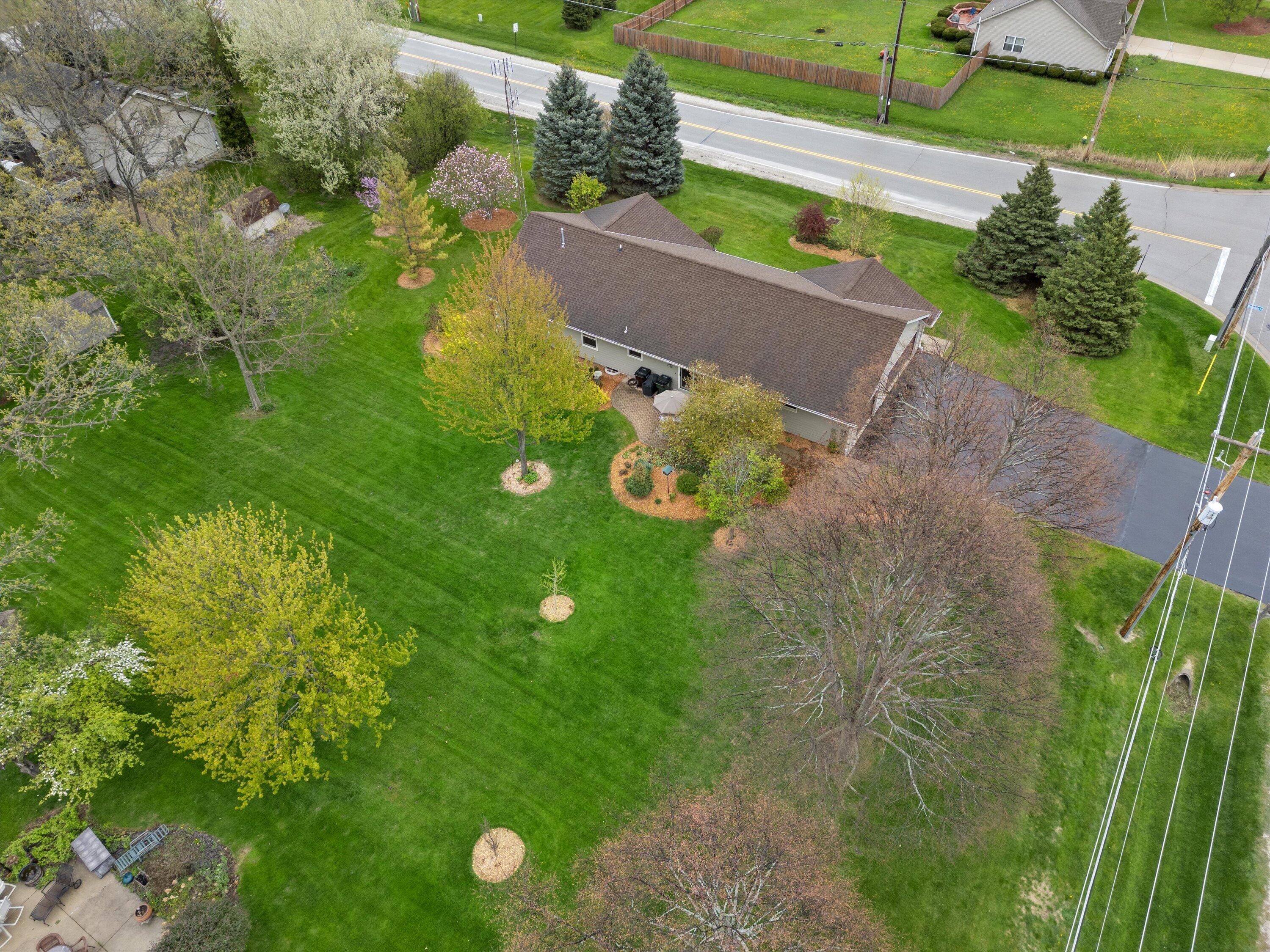 3510 Nicholson Road Caledonia, WI 53126 - Photo 40 of 51 06-DJI_0119