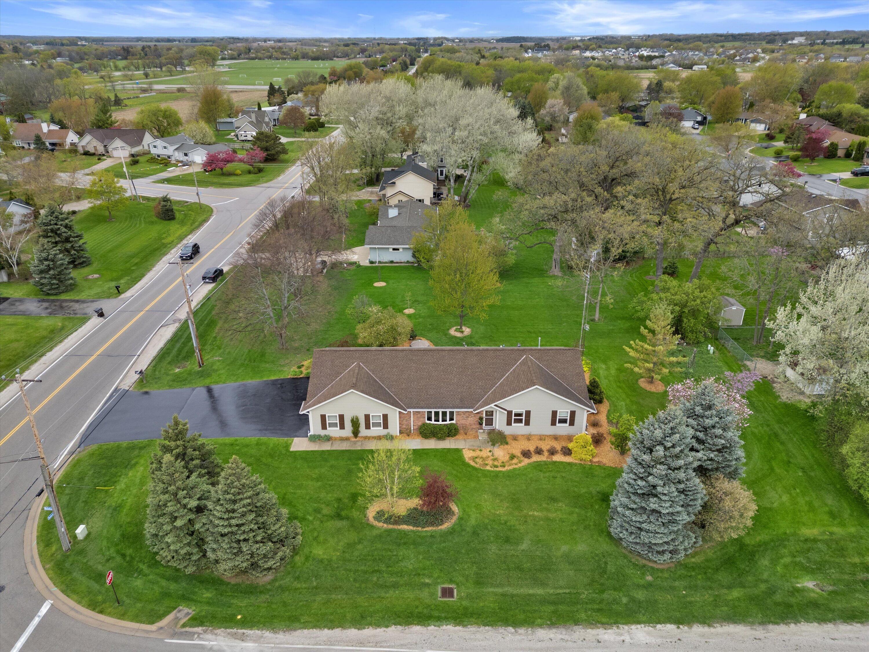 3510 Nicholson Road Caledonia, WI 53126 - Photo 43 of 51 09-DJI_0131
