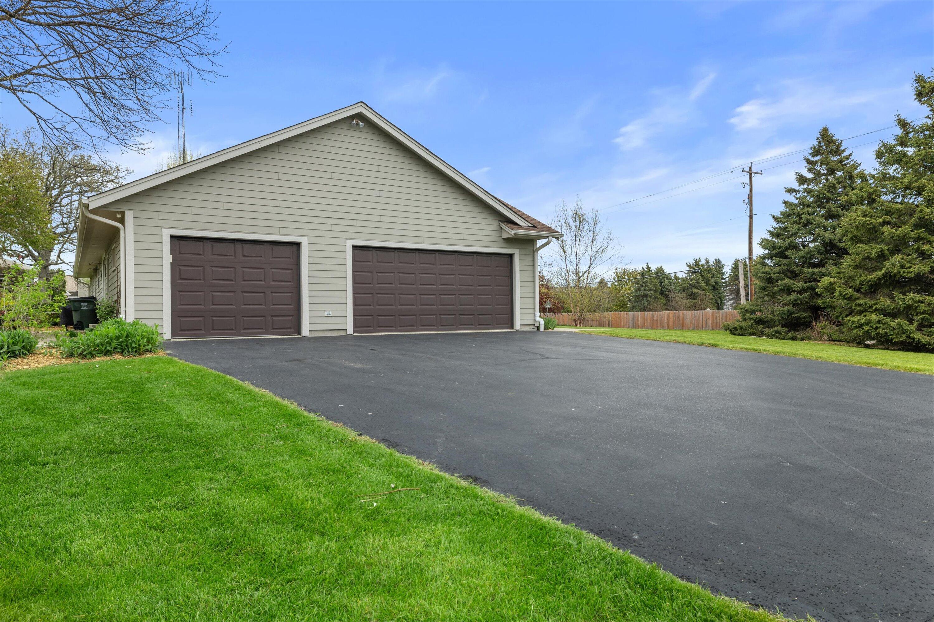 3510 Nicholson Road Caledonia, WI 53126 - Photo 50 of 51 18-IMG_7958