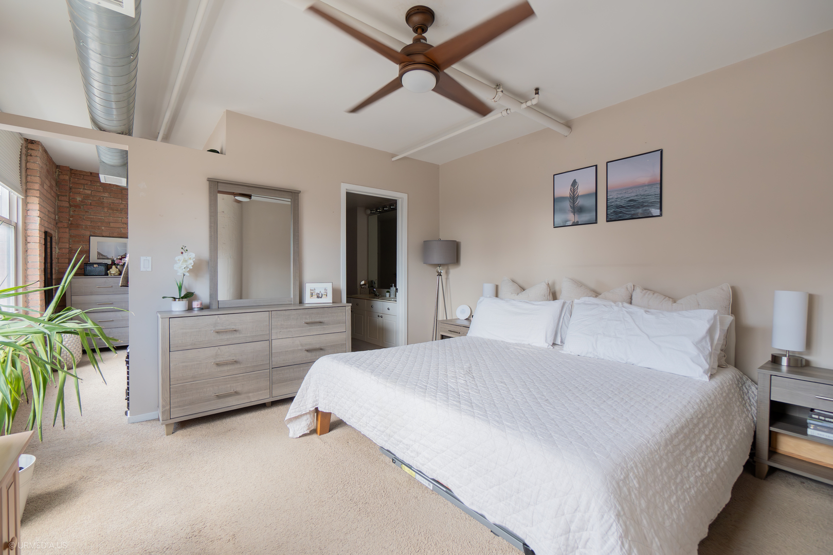 420 South Clinton Street, Unit 506 Chicago, IL 60607 - Photo 5 of 18 Gallery Image 5