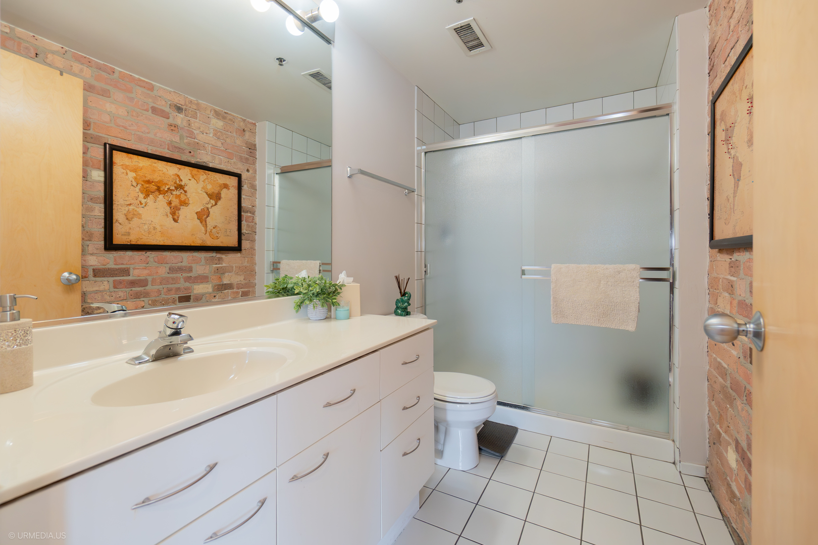 420 South Clinton Street, Unit 506 Chicago, IL 60607 - Photo 10 of 18 Gallery Image 10