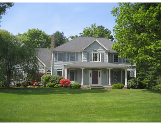 24 Wycliffe Road Walpole, MA 02032 - Photo 1 of 13 Gallery Image 1