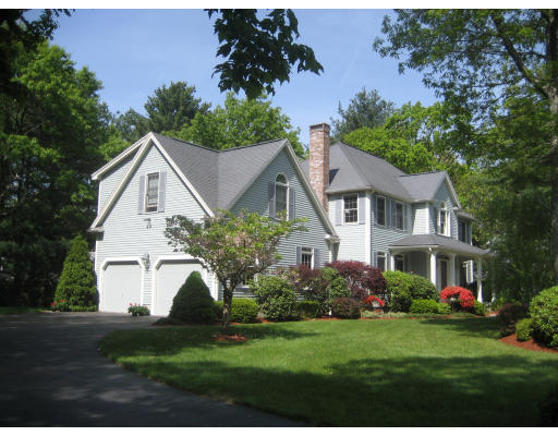 24 Wycliffe Road Walpole, MA 02032 - Photo 3 of 13 Gallery Image 3