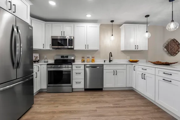 $485,000 | 51 Riverfront Drive, Unit 3, Manchester, NH 03102