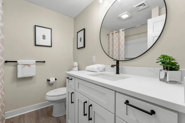 $495,000 | 51 Riverfront Drive, Unit 3, Manchester, NH 03102