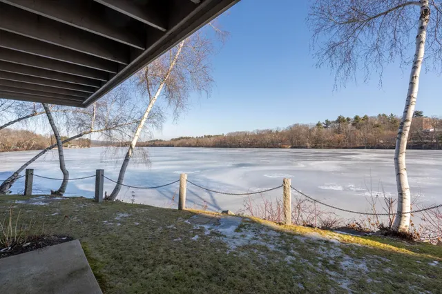 $495,000 | 51 Riverfront Drive, Unit 3, Manchester, NH 03102