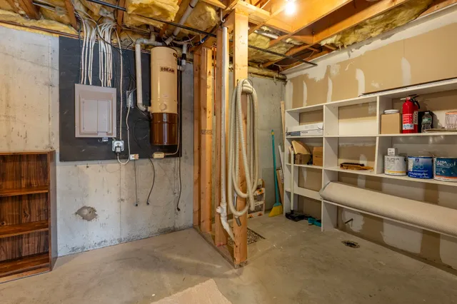 $495,000 | 51 Riverfront Drive, Unit 3, Manchester, NH 03102