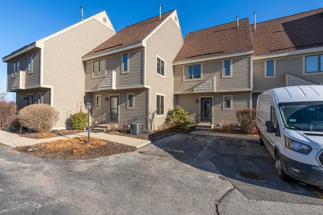 $495,000 | 51 Riverfront Drive, Unit 3, Manchester, NH 03102