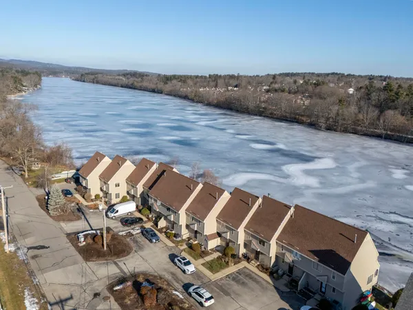 $485,000 | 51 Riverfront Drive, Unit 3, Manchester, NH 03102