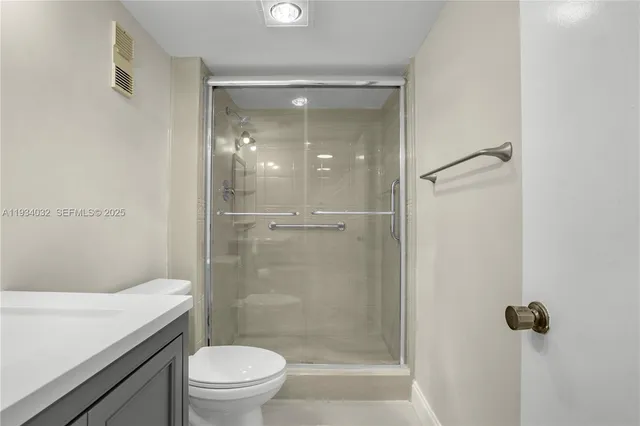 $2,300 | 1300 St Charles Place, Unit 301, Pembroke Pines, FL 33026