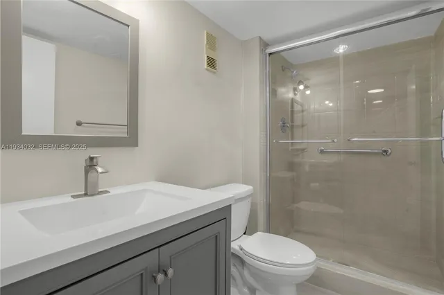 $2,300 | 1300 St Charles Place, Unit 301, Pembroke Pines, FL 33026
