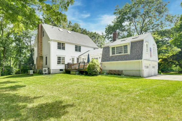 $15,000 | 9 Lantern Ridge Road, New Canaan, CT 06840