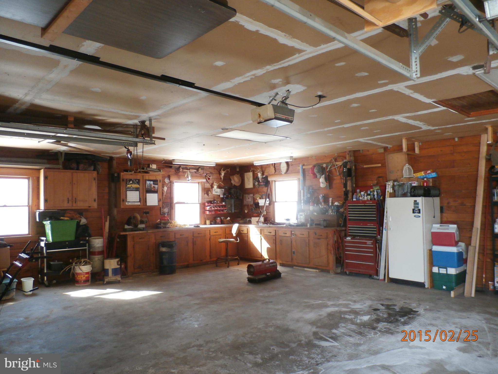 1512 Stone Road Westminster, MD 21158 - Photo 27 of 30 Garage