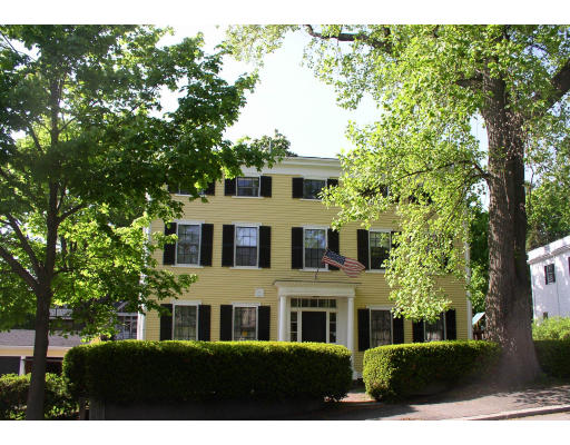 75 Pleasant Street Marblehead, MA 01945 - Photo 1 of 10 Gallery Image 1