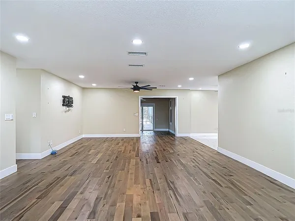 $759,000 | 216 Corbett Road, Lithia, FL 33547