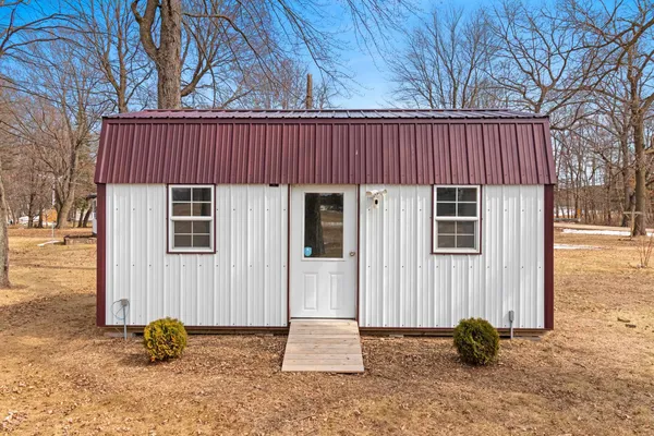 $399,900 | W5184 Shady Lane, Shawano, WI 54166