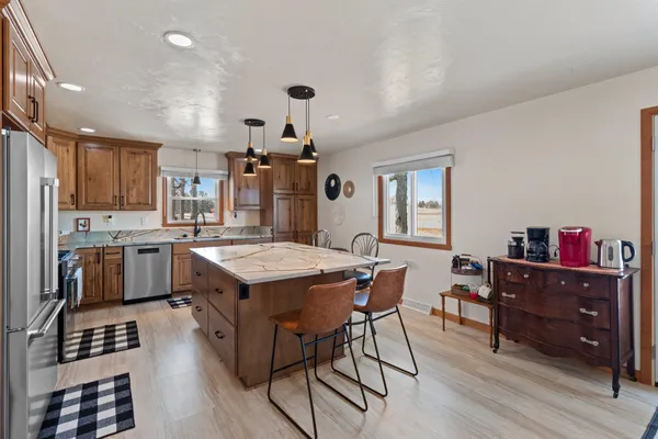 $399,900 | W5184 Shady Lane, Shawano, WI 54166