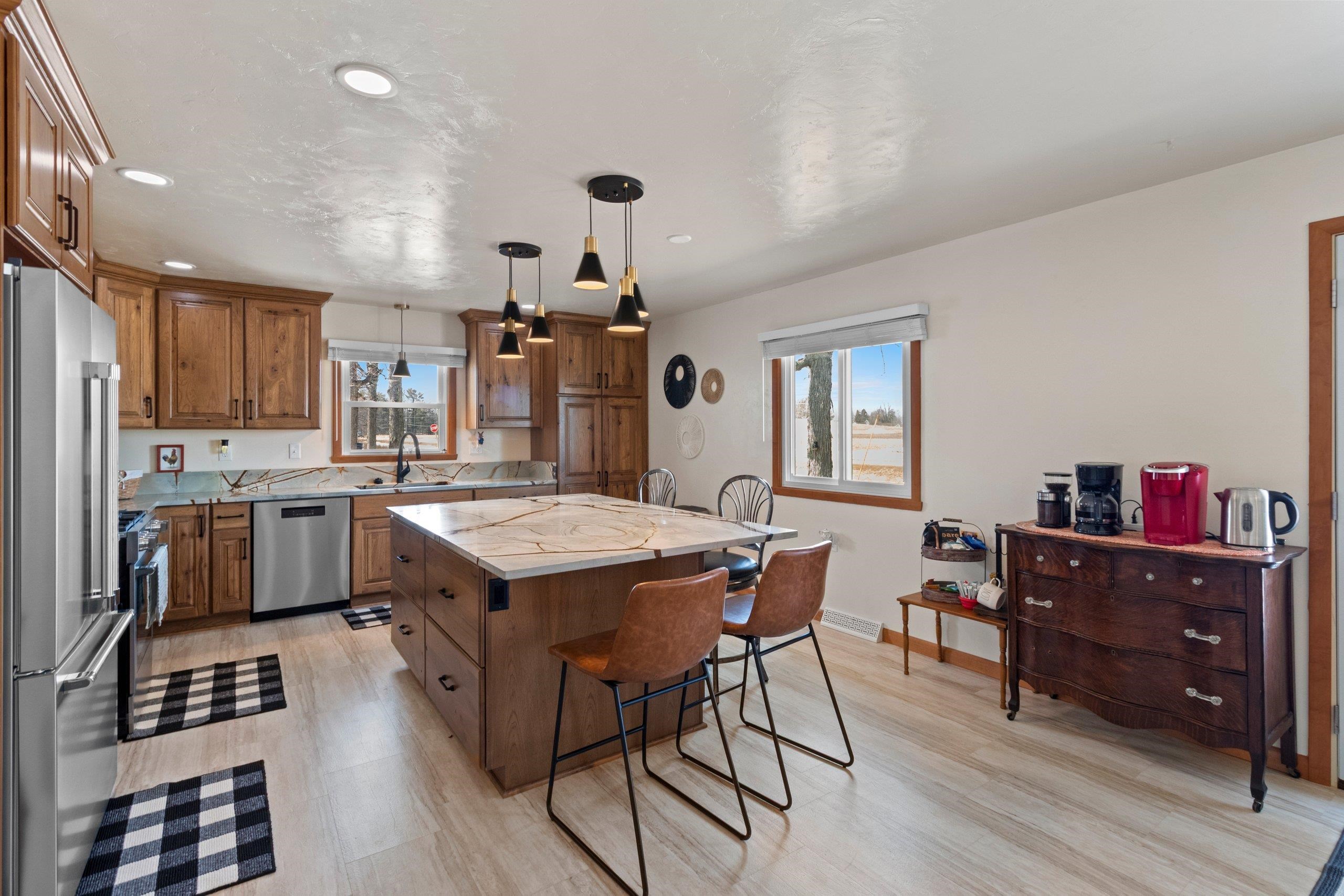 W5184 Shady Lane Shawano, WI 54166 - Photo 16 of 68