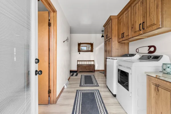 $399,900 | W5184 Shady Lane, Shawano, WI 54166