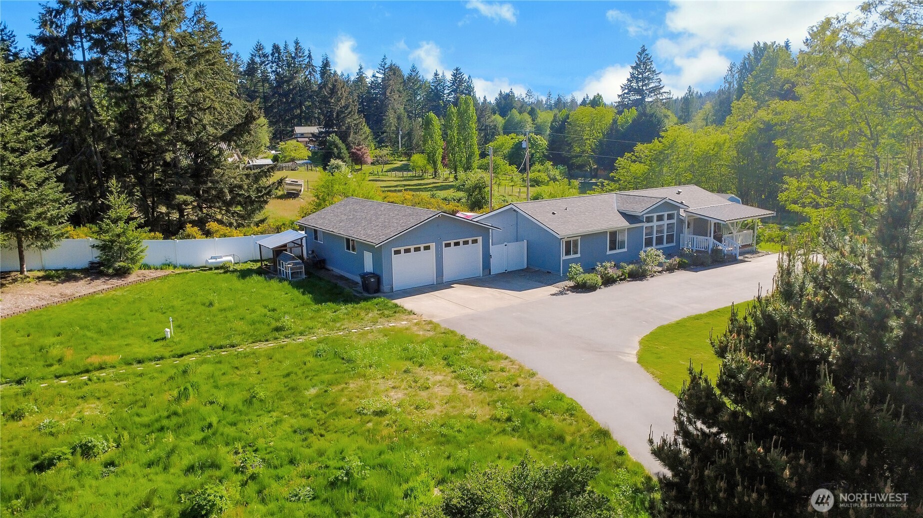 1812 Southwest Spruce Road Port Orchard, WA 98367 - Photo 33 of 35 Gallery Image 33