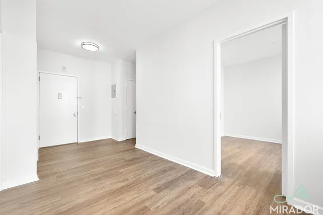 $6,500 | 15 Park Row, Unit 23N | Financial District