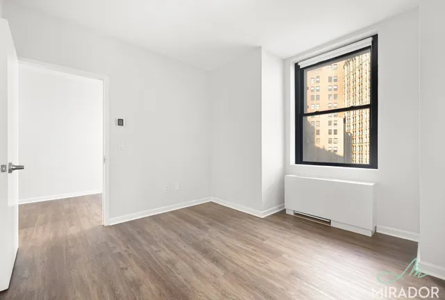$6,500 | 15 Park Row, Unit 23N | Financial District