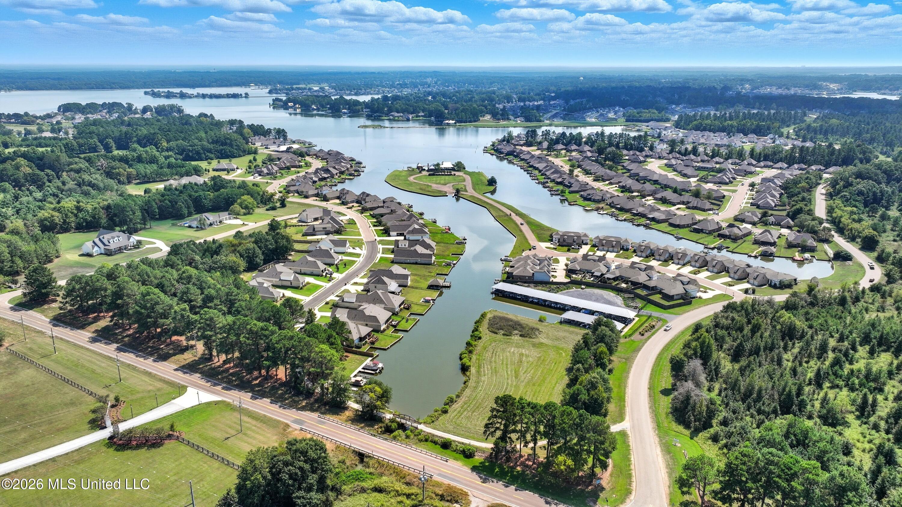 157 Bridgewater Loop Madison, MS 39110 - Photo 40 of 44 1-107 Martinique Dr _ Home Tours MS