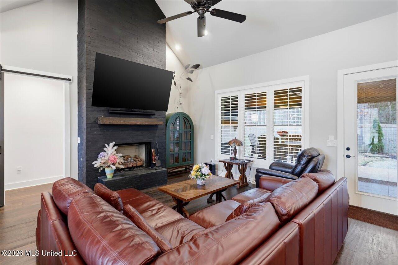 157 Bridgewater Loop Madison, MS 39110 - Photo 7 of 44 07-157 Bridgewater Loop _ Home Tours MS