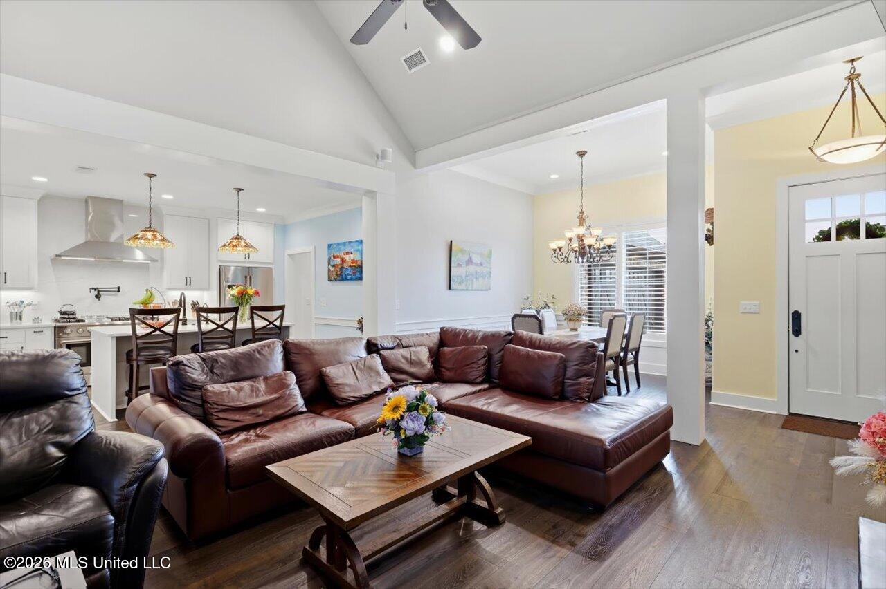 157 Bridgewater Loop Madison, MS 39110 - Photo 8 of 44 08-157 Bridgewater Loop _ Home Tours MS