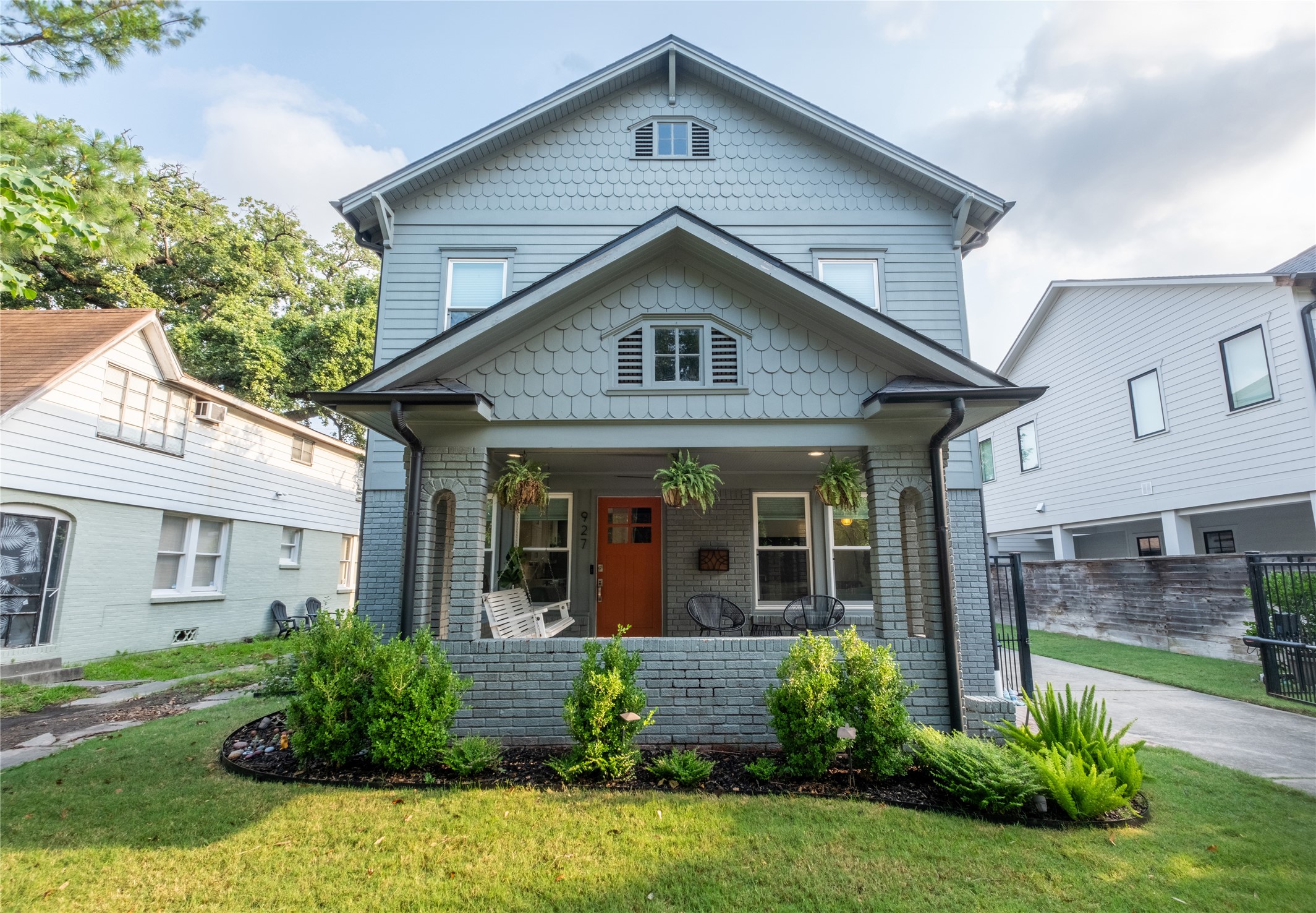 Welcome to 927 Highland St. A 4 bedroom/3 bathroom home in the heart of Woodland Heights.