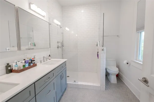 $5,900 | 927 Highland Street, Houston, TX 77009