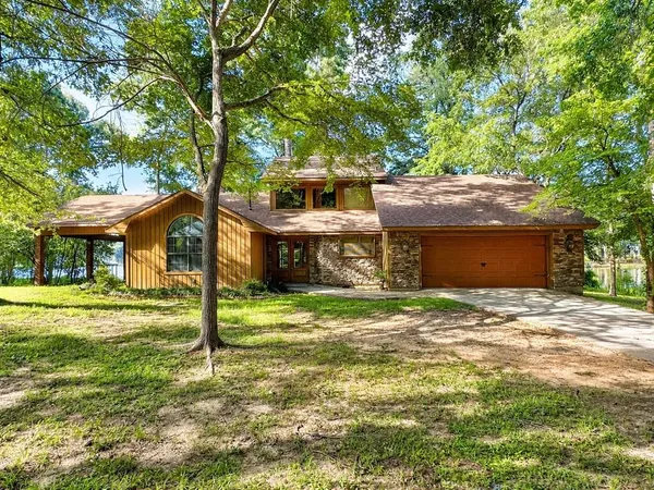$2,600 | 1855 Glen Cove Drive, Benton, LA 71006
