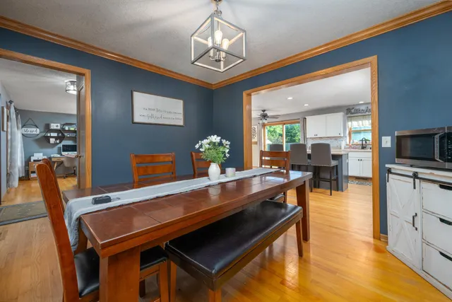 $479,900 | 205 Evergreen Drive East, Cannon Falls, MN 55009