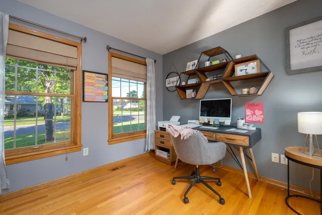 $479,900 | 205 Evergreen Drive East, Cannon Falls, MN 55009