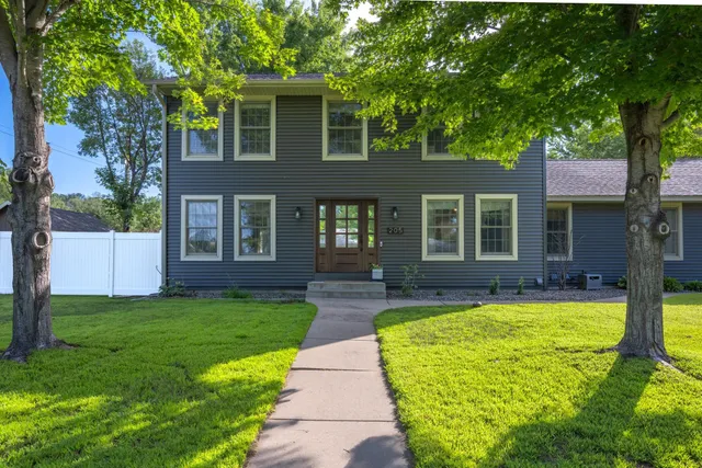 $479,900 | 205 Evergreen Drive East, Cannon Falls, MN 55009