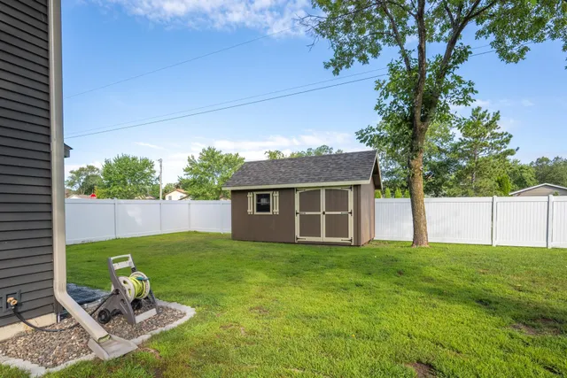 $479,900 | 205 Evergreen Drive East, Cannon Falls, MN 55009