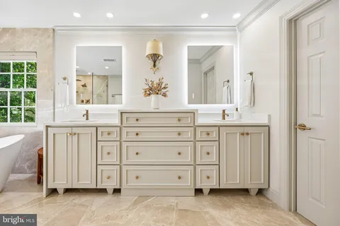 $1,749,000 | 19396 Emerald Park Drive, Leesburg, VA 20175
