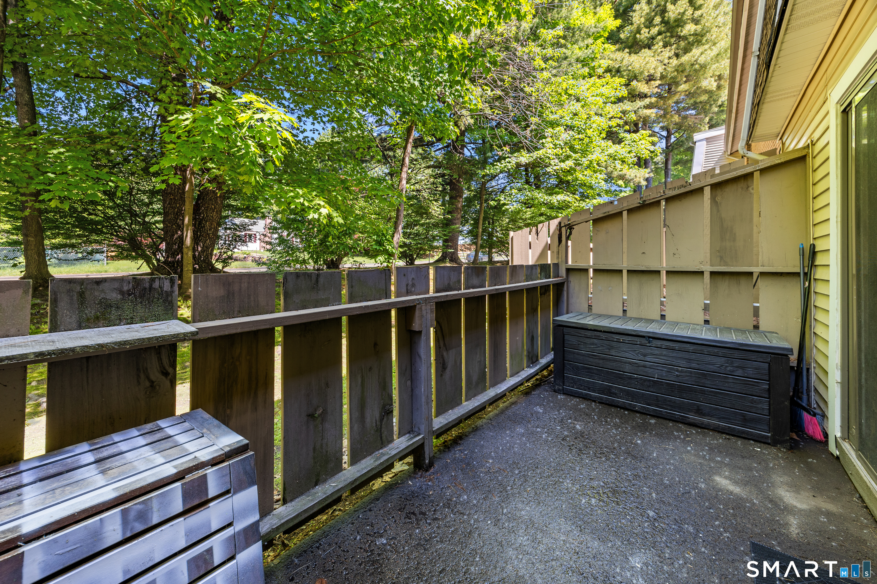 7 Sutton Place, Unit 7 Bloomfield, CT 06002 - Photo 23 of 25