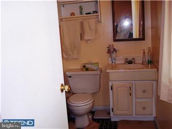 1408 Valley Road Coatesville, PA 19320 - Photo 10 of 12 Gallery Image 10