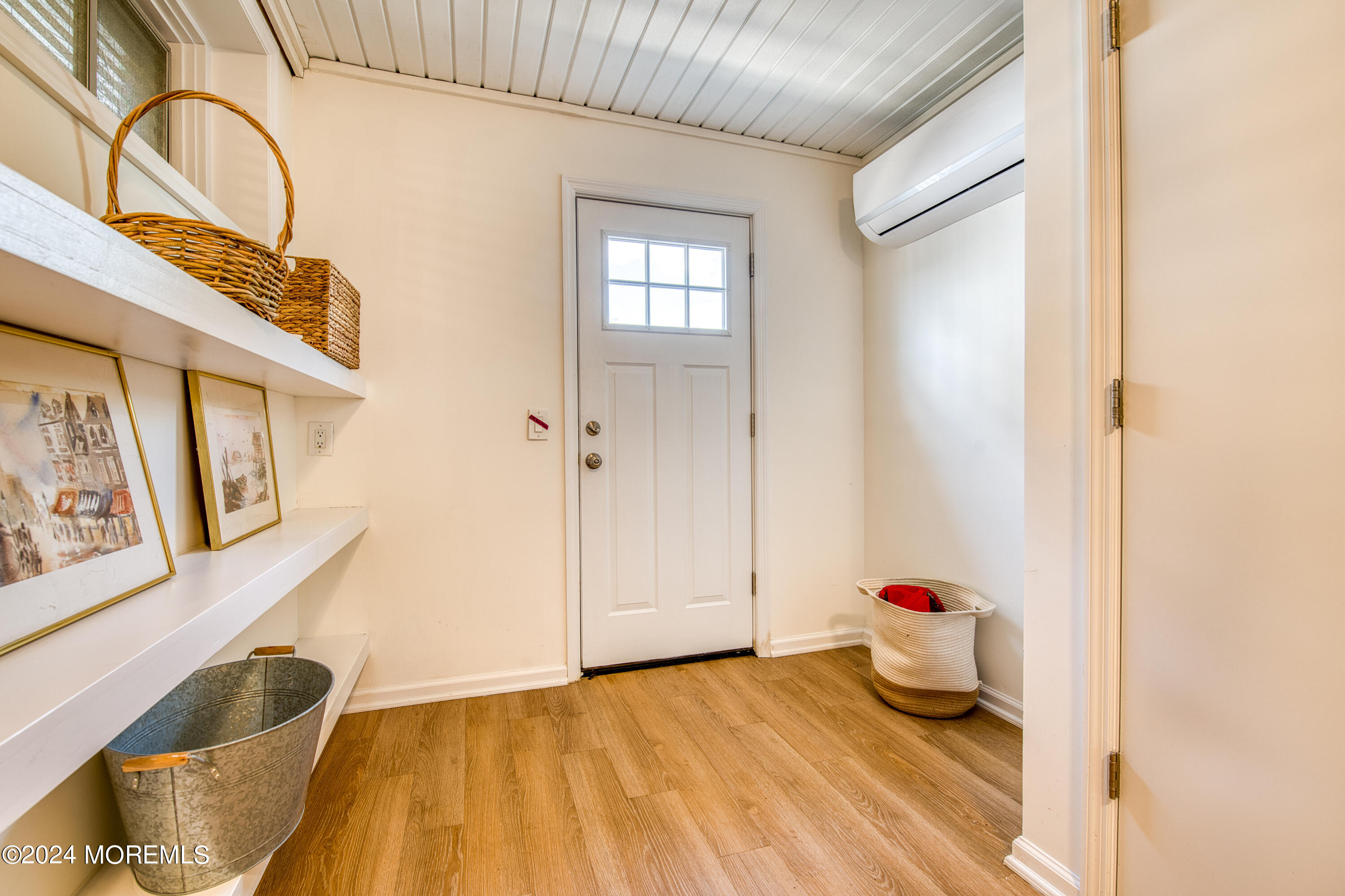 19 Via Ripa Way Sea Bright, NJ 07760 - Photo 14 of 37