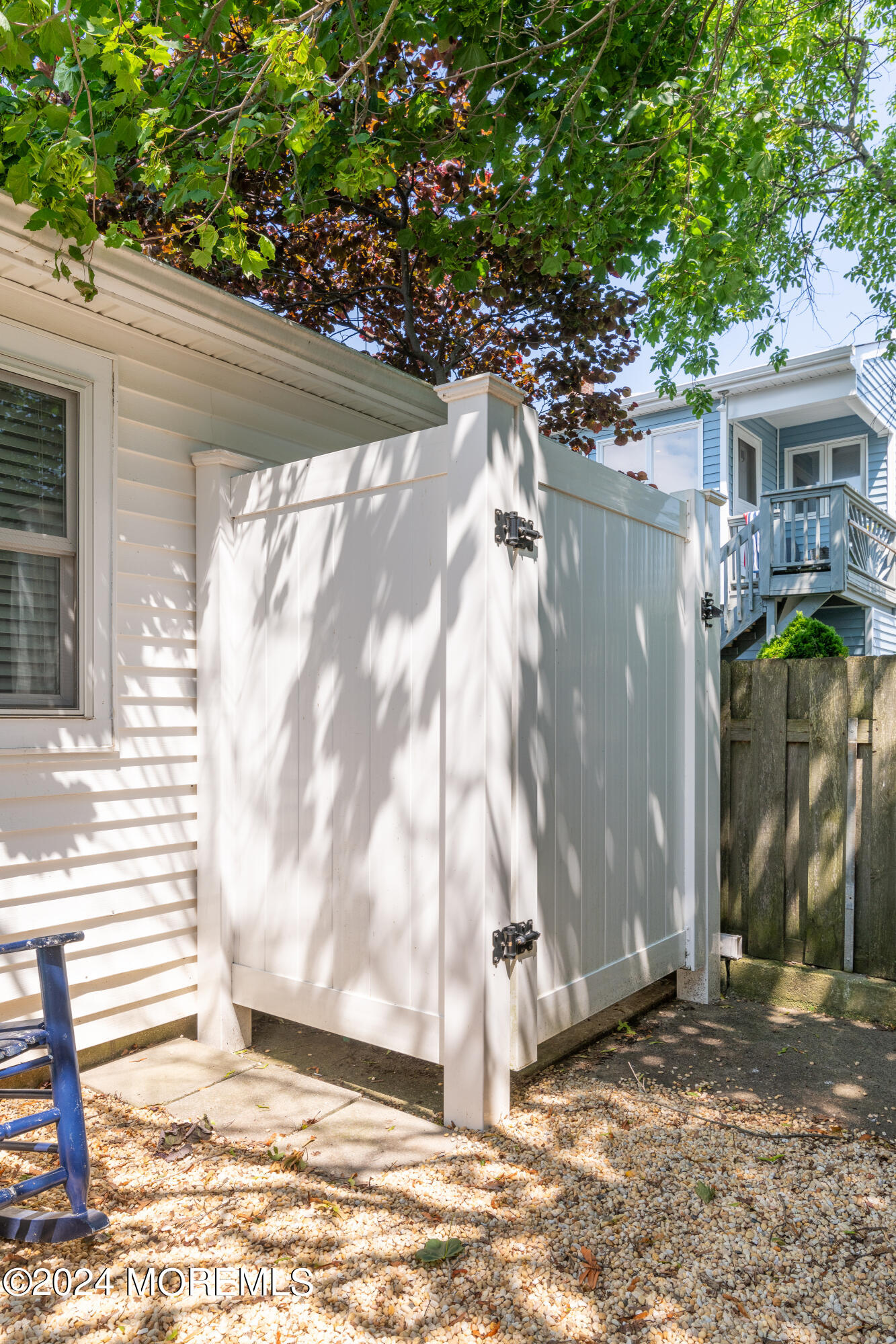 19 Via Ripa Way Sea Bright, NJ 07760 - Photo 27 of 37 a backyard of a house